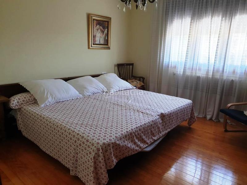 Foto d16c5699-2036-47b8-ba6d-3123353c06be. Casa amb calefacció aparcament piscina a Coles