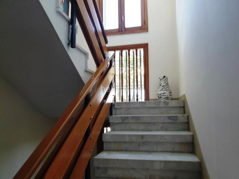 Foto dcfa3d62-d076-4763-97d4-7a64d31004c2. Casa amb calefacció aparcament piscina a Coles