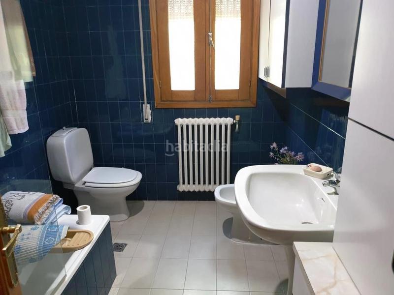 Foto e6de3f0c-6aa5-4bad-a2ff-aeaa9ef72482. Casa amb calefacció aparcament piscina a Coles