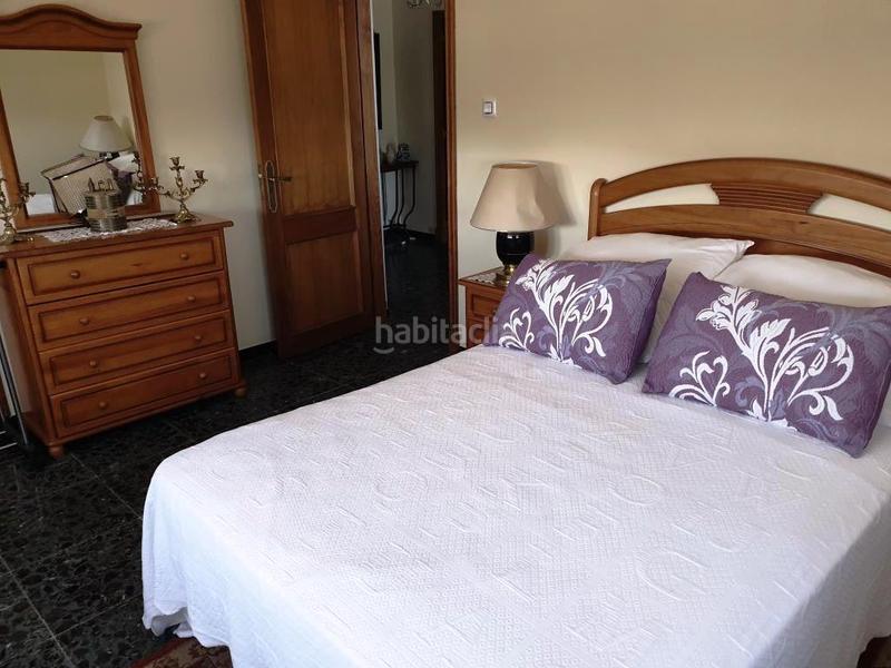 Foto fd379a02-3f75-4ed4-b6e8-a9d3c8e44ac2. Casa amb calefacció aparcament piscina a Coles