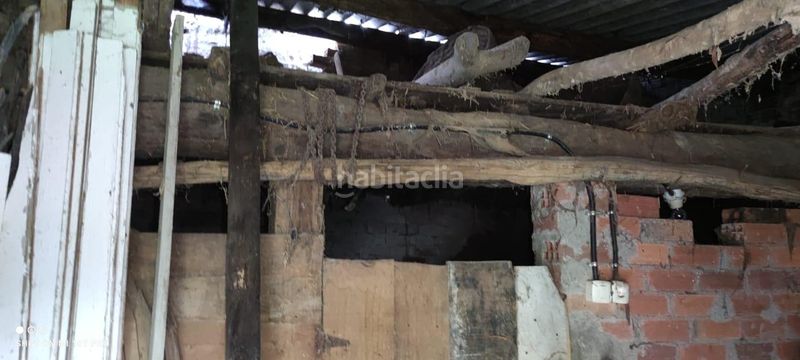 Foto 1049365a-c9e1-4d05-9338-2928e0e0f968. Casa amb calefacció a Peroxa (A)