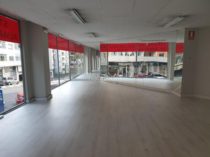 Foto 20bf3168-57df-4273-8ede-f423c4c7f083. Alquiler local comercial 225m2 local centro orense fachada 30ml en Ourense