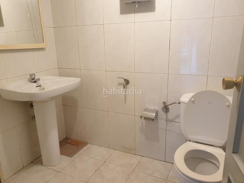 Foto 40d873e6-c060-4ac1-b116-deb585ff7c96. Alquiler local comercial 225m2 local centro orense fachada 30ml en Ourense