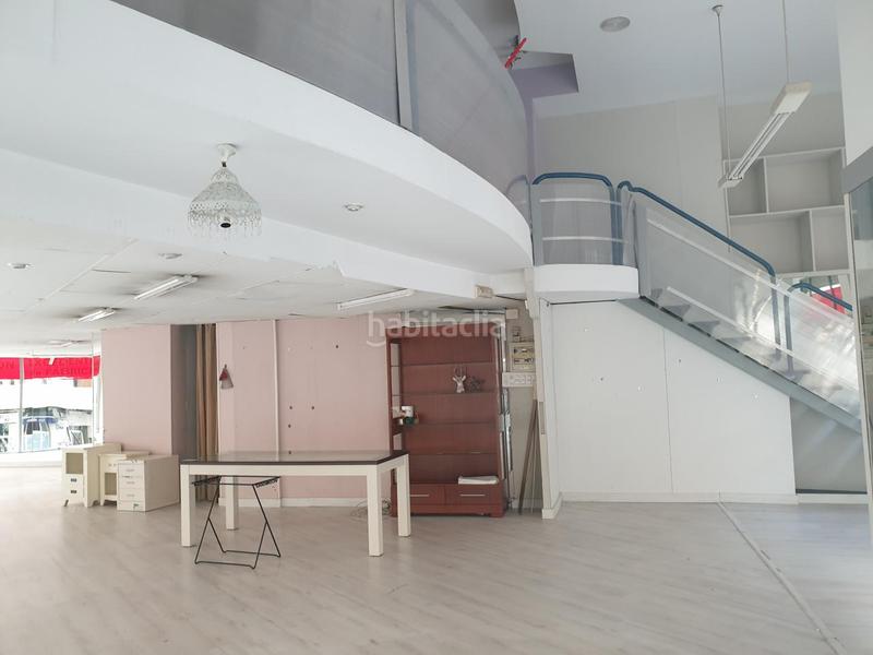 Foto 4320f31d-76a0-4e90-bf5c-251af54bad32. Alquiler local comercial 225m2 local centro orense fachada 30ml en Ourense