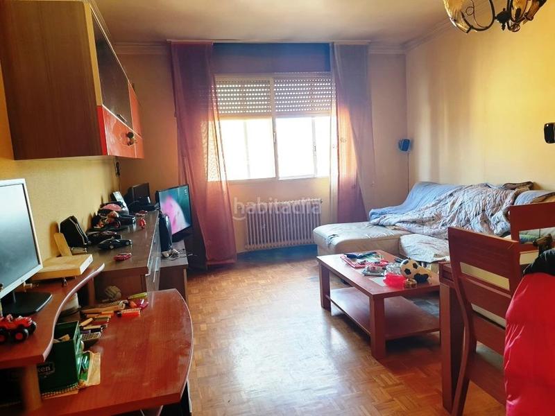 Foto b447a14c-4c54-4e60-ad9a-e79f2e2bdddc. Piso 159.000 piso 3 dor, 2wc, el puente121m2 en A Ponte Ourense
