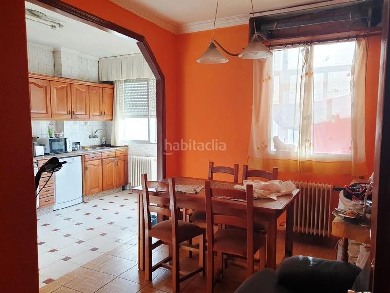 Foto f4ebd4f1-ab0a-4644-bbdf-28b81bb54e39. Piso 159.000 piso 3 dor, 2wc, el puente121m2 en A Ponte Ourense