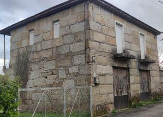 Masia  Canastros. 38.530 casa de piedra 2 dormi. con terreno san ciprian de viñas