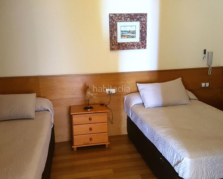 Foto 14bd0feb-5148-43fd-ad62-fa38db23a425. Location loft avec chauffage parking dans Coles