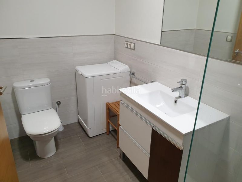 Foto ab11af34-d8c5-4343-af65-d25fdca78dca. Location loft avec chauffage parking dans Coles