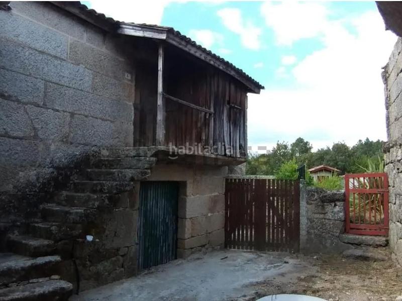Foto e897be5e-9d6b-46fd-b526-81137bc13b2c. Masia a San Cibrao das Viñas