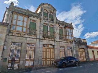 Country house  Maceda. 150.000 casasolariega maceda con terreno 4.900m2 e