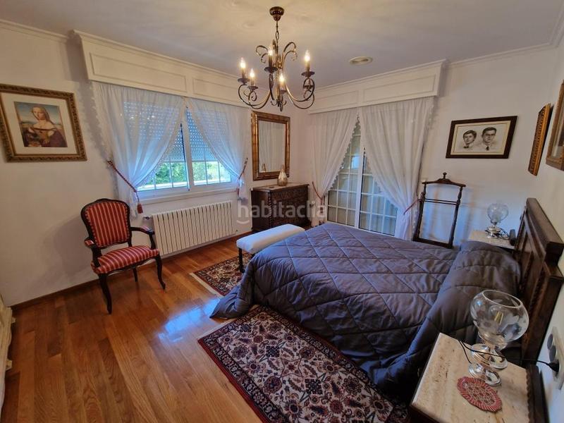 Foto 273b2f2a-5c3d-4ebb-9ae9-a531c07eca6e. Casa 565.000 chalet con finca de 3.000m2 bus ayto en Ourense
