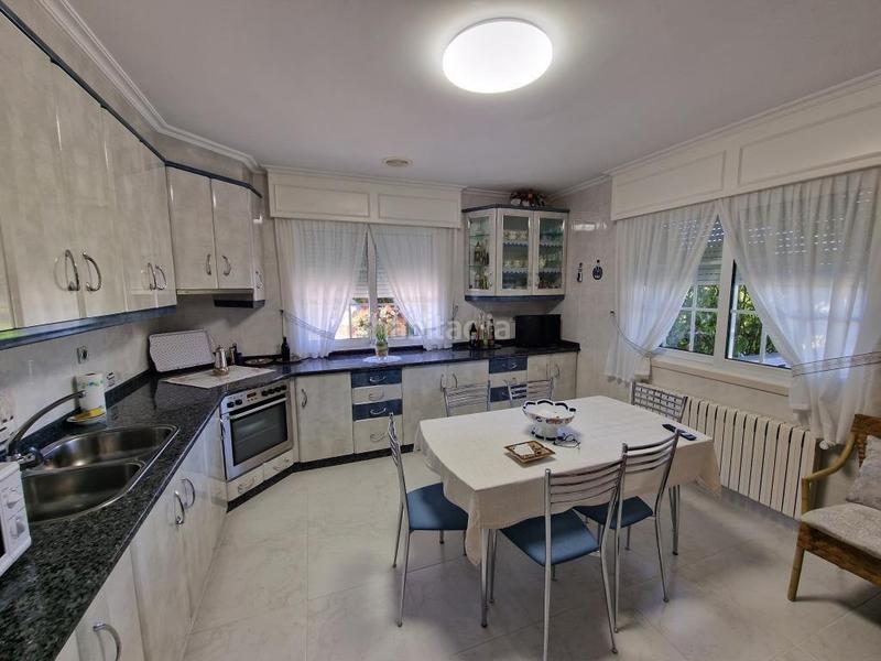 Foto 8e15feb4-9ecf-4903-969f-1f6b5fb17af7. Casa 565.000 chalet con finca de 3.000m2 bus ayto en Ourense