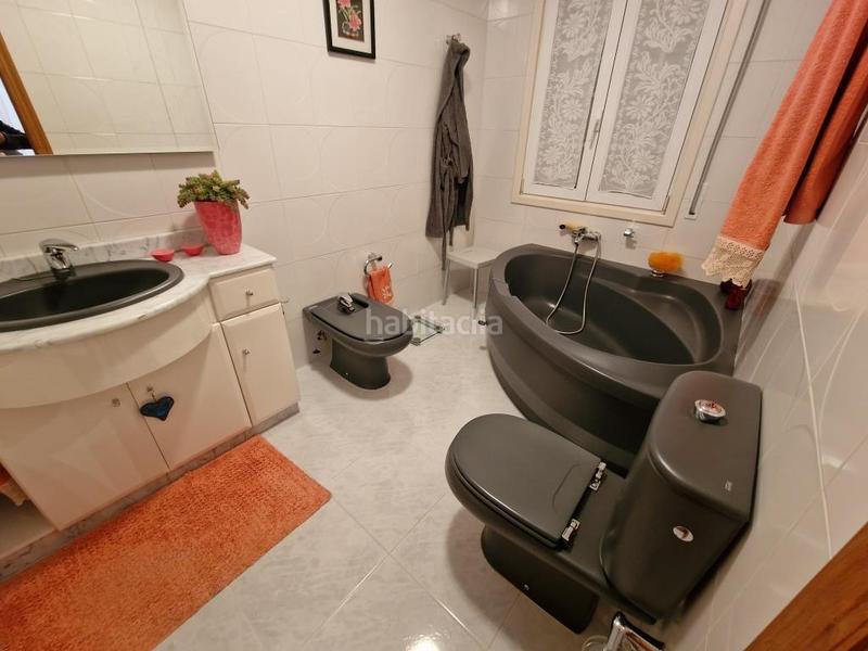 Foto b41bdf09-dfa7-4fe3-90ae-f800c1adc6ad. Casa 565.000 chalet con finca de 3.000m2 bus ayto en Ourense