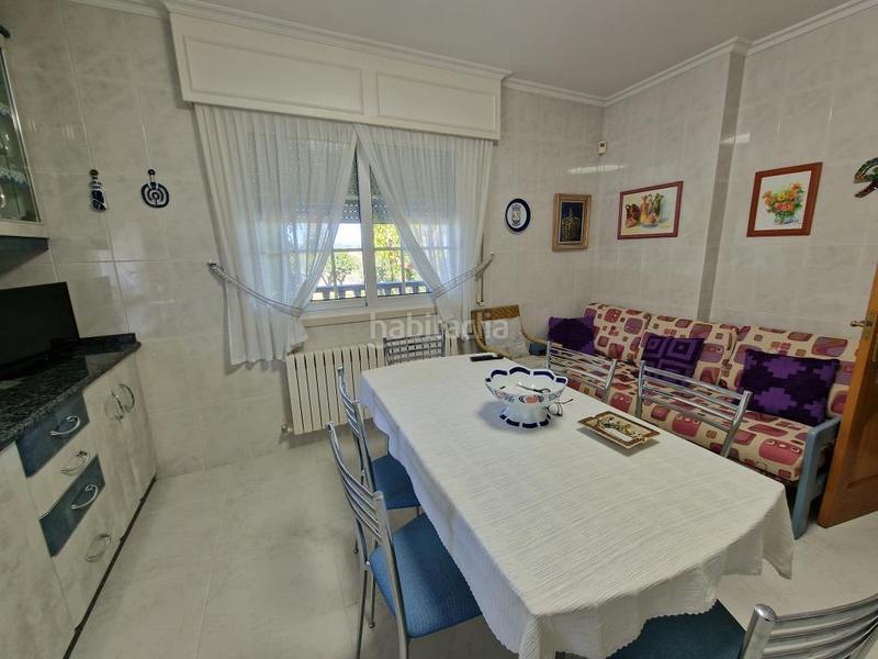 Foto cac84cb3-9276-4859-8e18-8f520c79e687. Casa 565.000 chalet con finca de 3.000m2 bus ayto en Ourense