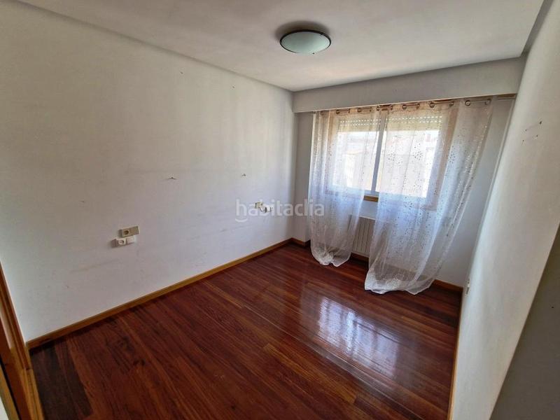Foto 8c788074-3f10-4382-9871-0ab60763ac12. Location appartement avec chauffage parking dans Centro Ourense