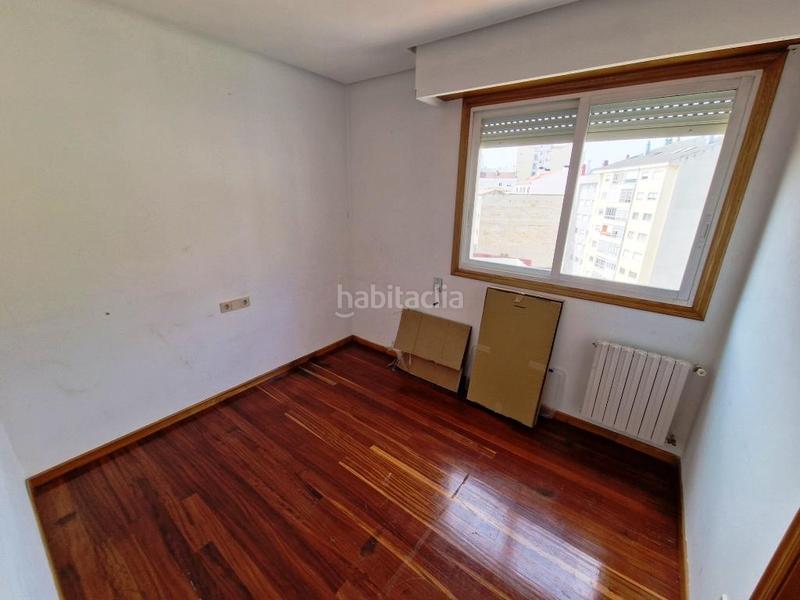 Foto f49f7cc2-33f0-4ac0-8d79-94d1a81ec0f9. Location appartement avec chauffage parking dans Centro Ourense