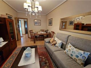 Location Appartement  De buenos aires. 700 piso 3 dor 1wc universidad lagunas