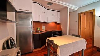 Apartamento  Rúa do progreso. 175.000 1 dor, garaje, calefac. progreso