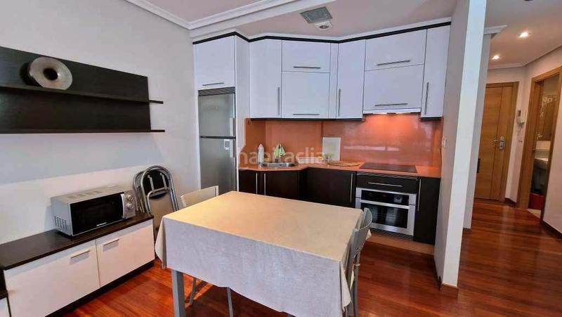 Foto 15fb130e-c974-496f-9142-14db44531500. Apartamento 175.000 1 dor, garaje, calefac. progreso en Ourense