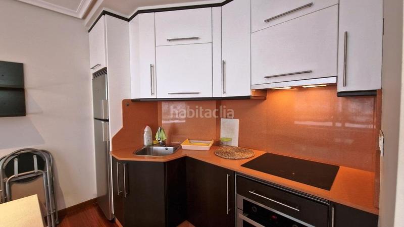 Foto a440b77e-9cc4-4534-b3bc-2b254f7581d3. Apartamento 175.000 1 dor, garaje, calefac. progreso en Ourense