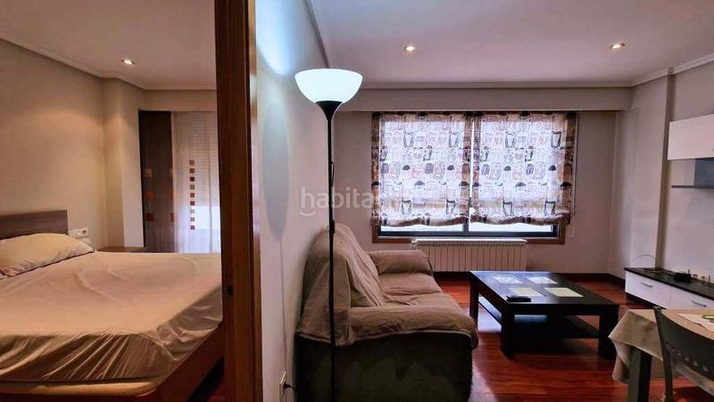 Foto a809f56d-f346-4595-b727-3e84bdea4da5. Apartamento 175.000 1 dor, garaje, calefac. progreso en Ourense