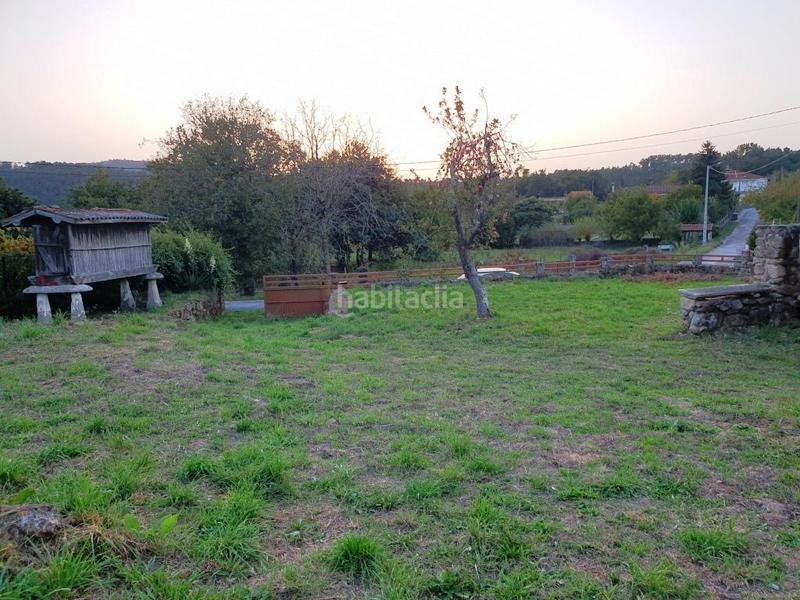 Foto 4fda7eeb-3084-4e92-8f4a-0dc7982d2542. Casa amb aparcament a Peroxa (A)