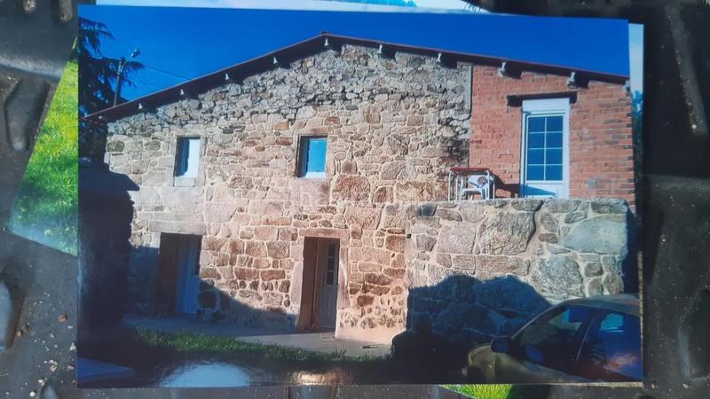 Foto 7ce9de98-62b0-4840-9a36-ac2705354f5c. Casa amb aparcament a Peroxa (A)
