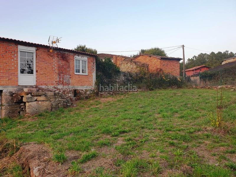 Foto bfc3943c-ef03-4365-9053-cdf84602ffc2. Casa amb aparcament a Peroxa (A)