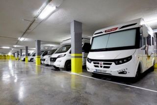 Miete Autoparkplatz  El piñeiral san ciprián de viñas. Parking para caravanas piñeiral san ciprian de viñas