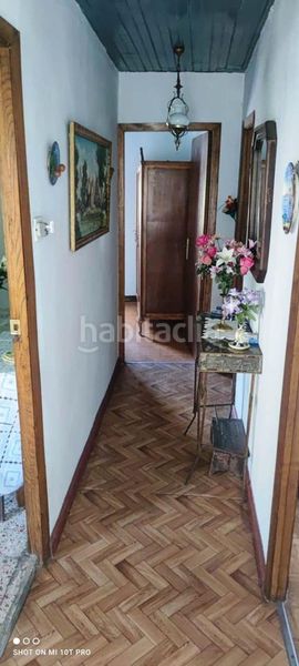 Foto acfa70f7-ec58-4b06-810a-84274598061b. Masia amb aparcament a Esgos