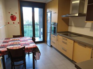 Miete Etagenwohnung  Victoria kent. 1.juli 750 piso 3 dor. calef. ascen. policia local