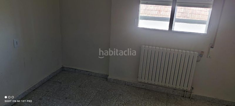 Foto 57ac60ca-c495-4263-84e0-ca7f84e00eec. Casa amb calefacció a Universidad Ourense