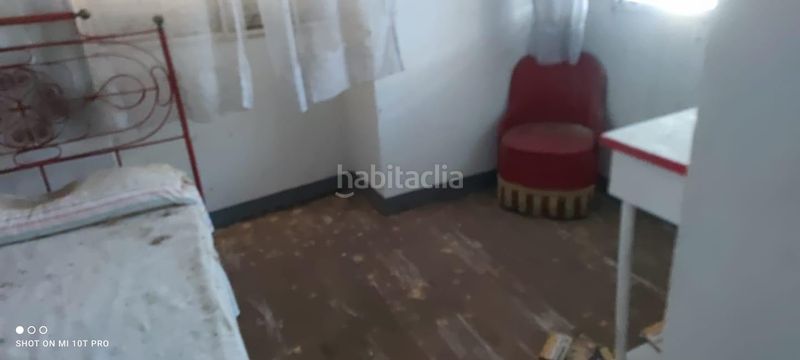 Foto 8bd51480-86ac-48b1-94a9-e9042a6cc683. Masia a Esgos