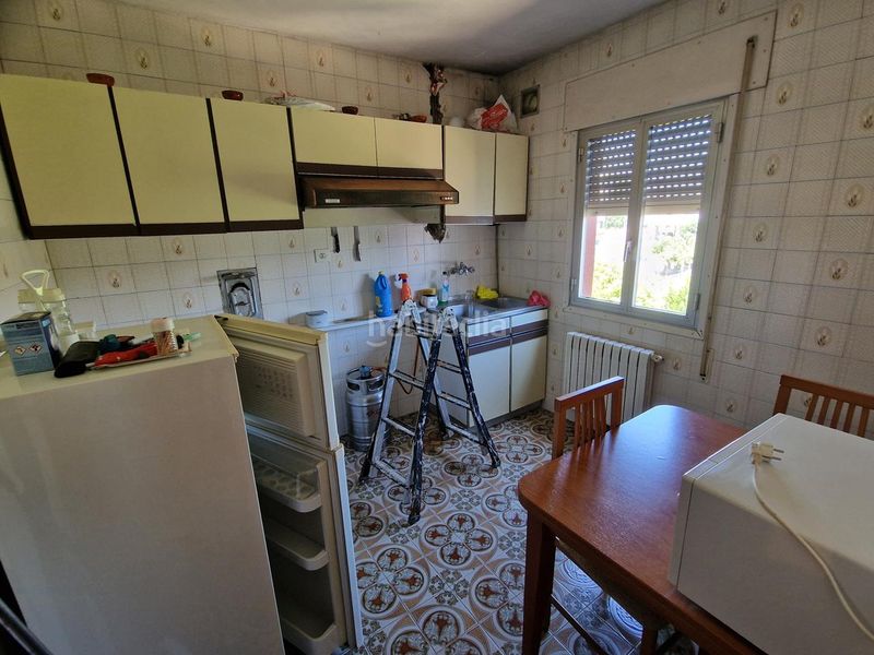 Foto a5bf9b30-ccef-4564-a463-071236d9112e. Casa amb calefacció a Monforte de Lemos
