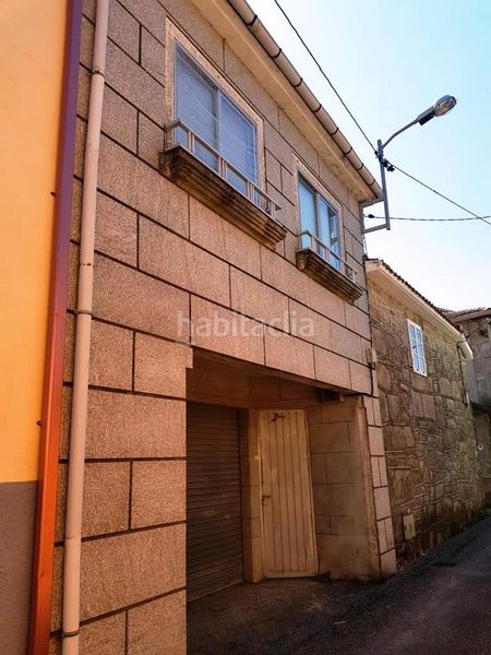Foto aefa582a-7fda-4a83-87c8-3bb8d9d45b98. Casa amb aparcament a Ramirás