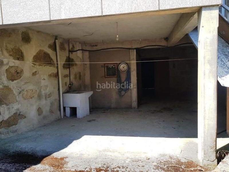 Foto f4653523-d1ff-4759-9bec-aade41f5e770. Casa amb aparcament a Ramirás