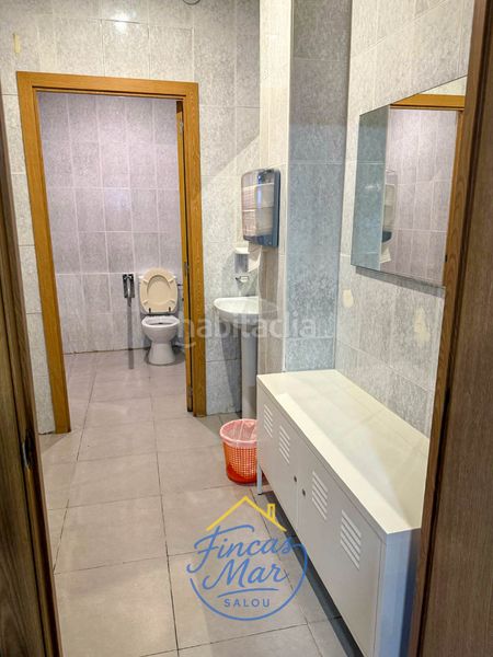 Foto d5b2c4a7-44d4-42c5-b87d-10ac2506e403. Traspaso local comercial traspaso centro en Centre Salou