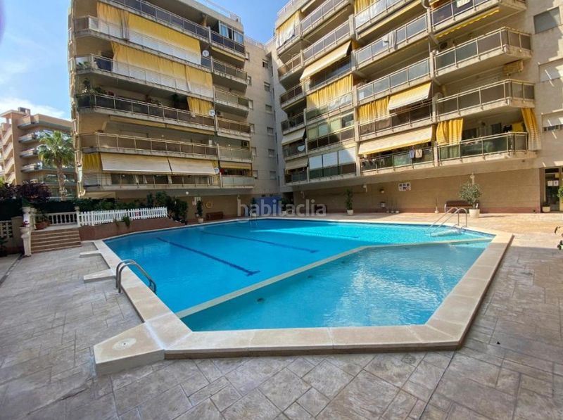 Foto b024540e-6577-4df5-822b-675df4c3e670. Apartament amb piscina a Centre Salou
