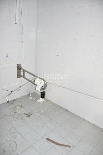 Foto d4c055a6-2074-488a-a95a-c0f70ccd84d9. Lloguer local comercial a La Verneda - La Pau Barcelona