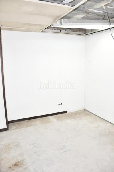 Foto 8bd7f118-268b-489d-a554-13041583897e. Rent business premise in La Verneda - La Pau Barcelona