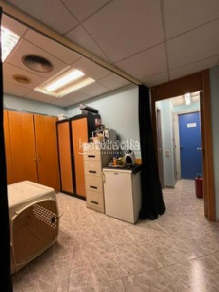 Foto 02130d0f-1727-4b60-8010-603a046ef6c3. Local comercial a La Verneda - La Pau Barcelona