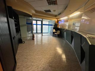 Geschäftsraum in La Verneda - La Pau. Local comercial en venta en barcelona