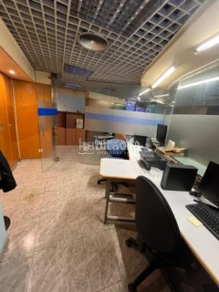 Foto 9f21b77e-cf19-4056-a9c5-eb7347a1b1c0. Local comercial a La Verneda - La Pau Barcelona