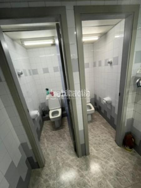 Foto d859f16a-bea4-43af-8cd4-9c7cd5a14a78. Local comercial a La Verneda - La Pau Barcelona