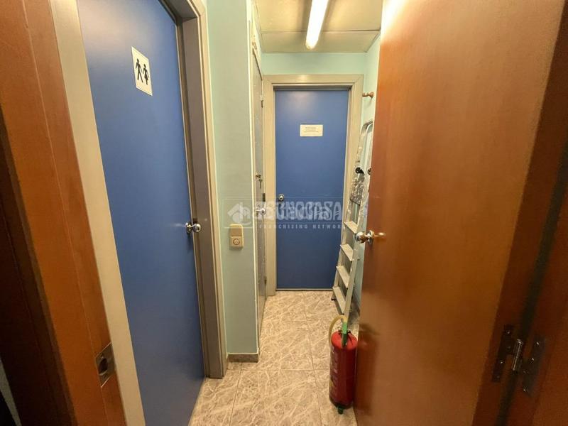 Foto ed9e36eb-2551-4714-8d77-60afd52afc07. Local comercial a La Verneda - La Pau Barcelona