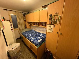 Etagenwohnung in La Verneda - La Pau