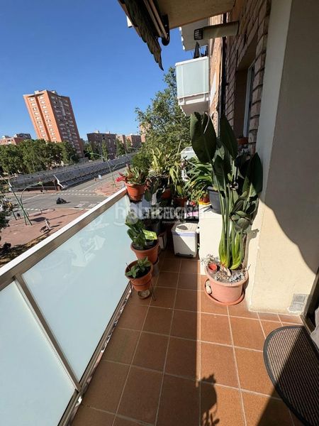 Foto bad653fc-157a-4cce-b7ec-84816de7d4bd. Pis amb calefacció a Provençals del Poblenou Barcelona