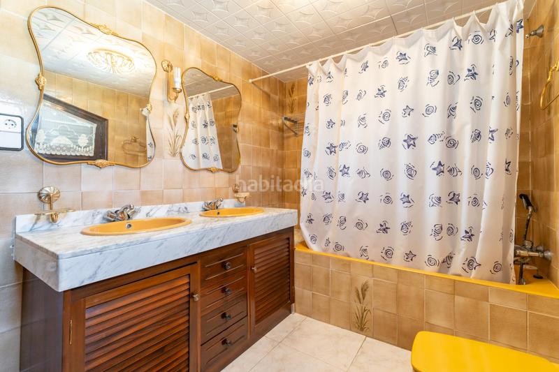 Foto 2be0aaf1-57aa-4f09-920f-55e2dc87f7f8. Chalet avec chauffage parking dans Vilafortuny Cambrils