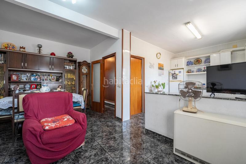 Foto c6485bc2-5eb2-4584-a6b5-b4900f5478dc. Bauernhof mit heizung parking in Riudoms